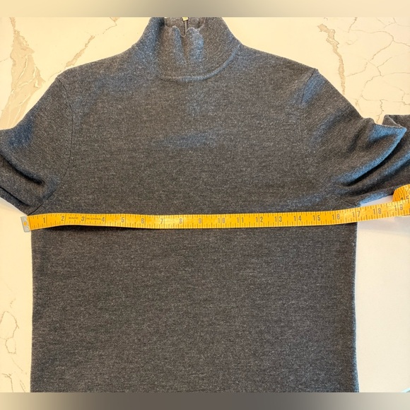 Tory Burch Dark Charcoal Gray 100% Wool Turtleneck Back Zipper Size M - Picture 6 of 6